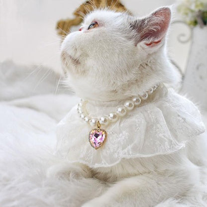 Collier chat perles pendentif cœur rose cristal élégant